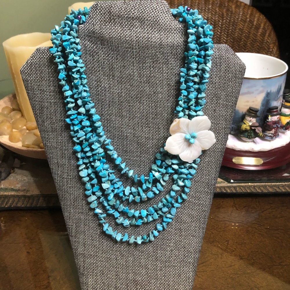 💥SOLD💥Turquoise & Mother of Pearl w/ Bracelet